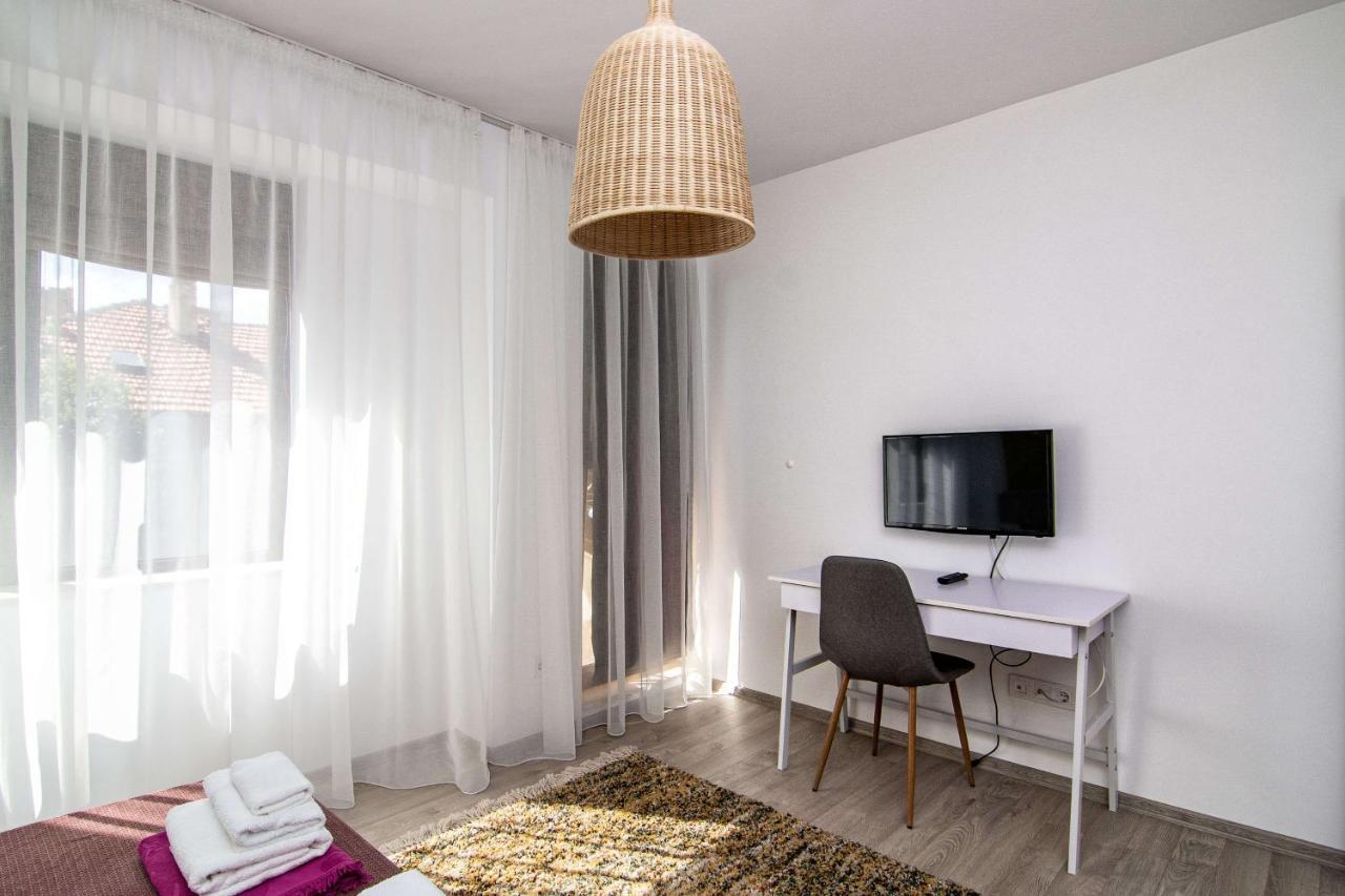 Luxury City Center Two Bedroom Apartment Close To Beach Warna Exterior foto