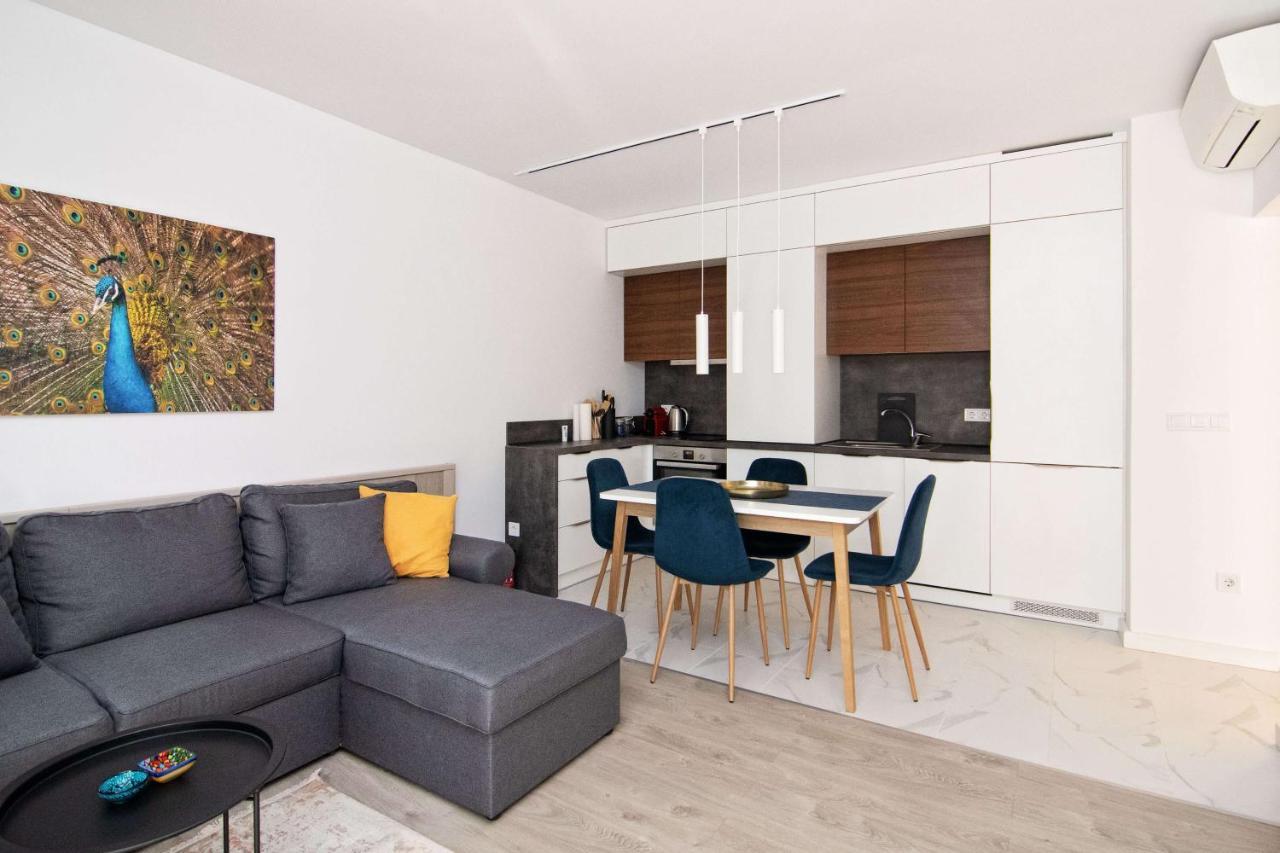 Luxury City Center Two Bedroom Apartment Close To Beach Warna Exterior foto